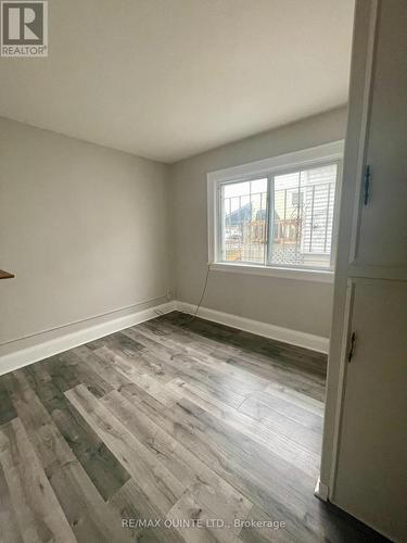 322 Coleman Street, Belleville (Belleville Ward), ON - Indoor Photo Showing Other Room