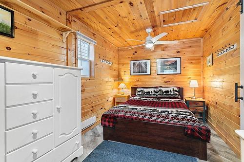 Bedroom - 163 Rue Thomas-Lefebvre, Mansfield-Et-Pontefract, QC - Indoor Photo Showing Bedroom