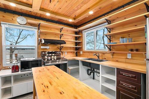 Kitchen - 163 Rue Thomas-Lefebvre, Mansfield-Et-Pontefract, QC - Indoor