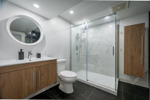 Salle de bains - 1123 Ch. De La Montagne, Mont-Saint-Hilaire, QC - Indoor Photo Showing Bathroom