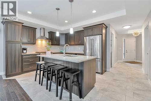 470 Old Colony Trail, Amherstburg, ON - Indoor Photo Showing Kitchen With Upgraded Kitchen