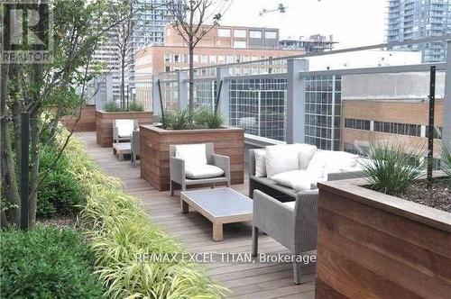 3104 - 89 Dunfield Avenue, Toronto, ON - Outdoor