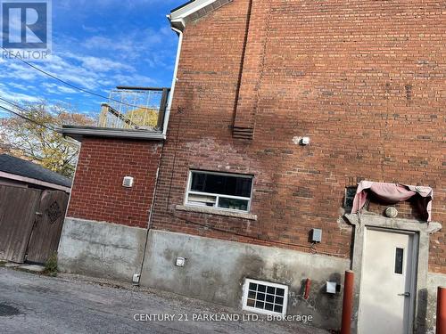 2 Dearbourne Avenue, Toronto, ON - Outdoor