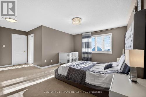 1214 Harlstone Crescent, Oshawa, ON - Indoor Photo Showing Bedroom