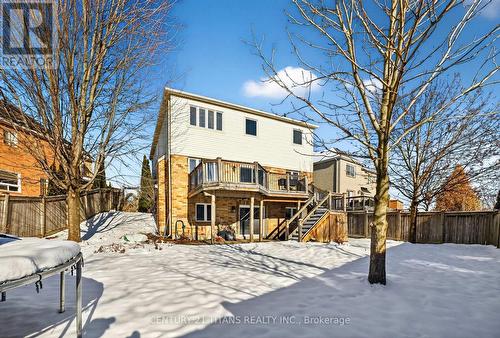 1214 Harlstone Crescent, Oshawa, ON - Outdoor