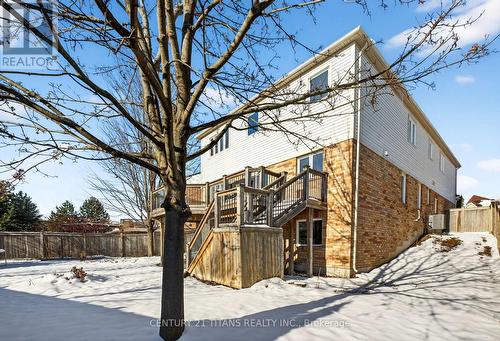 1214 Harlstone Crescent, Oshawa, ON - Outdoor