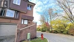 6-UPPER LEVEL - 2606 MIDLAND AVENUE W  Toronto, ON M1S 1R5
