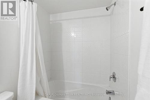 192 Honey Crisp Lane, Clarington, ON - Indoor Photo Showing Bathroom