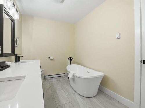 26 Downs Avenue, Halifax, NS 