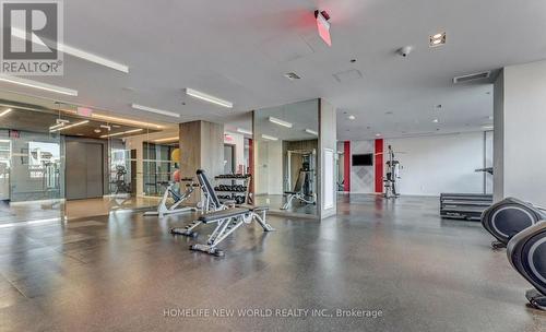 2410 - 318 Richmond Street W, Toronto, ON - Indoor Photo Showing Gym Room