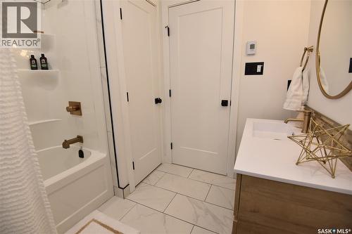 302 Coventry Crescent, Nipawin, SK - Indoor Photo Showing Bathroom