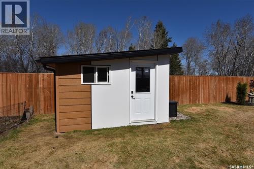302 Coventry Crescent, Nipawin, SK - Outdoor With Exterior