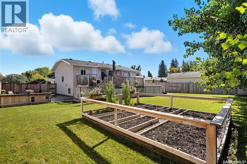 46 1St Avenue N, Martensville, SK - Outdoor With Backyard