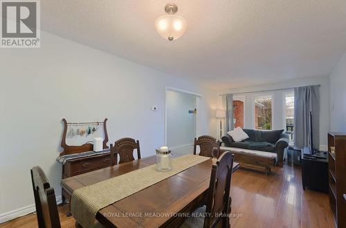 2374 Hargood Place, Mississauga, ON - Indoor Photo Showing Dining Room