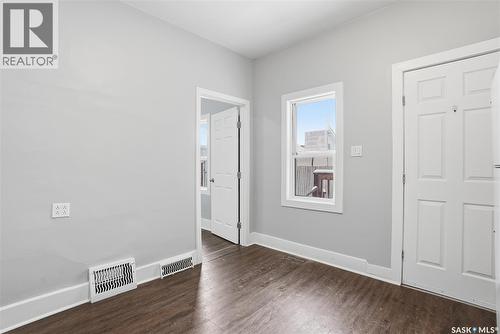 110 F Avenue S, Saskatoon, SK - Indoor Photo Showing Other Room
