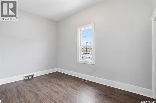 110 F Avenue S, Saskatoon, SK - Indoor Photo Showing Other Room
