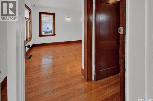 120 32Nd Street W, Saskatoon, SK - Indoor Photo Showing Other Room