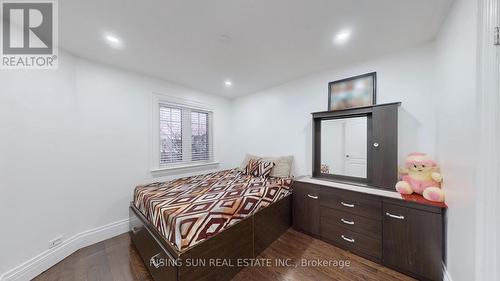 20 Bramoak Crescent, Brampton, ON - Indoor Photo Showing Bedroom