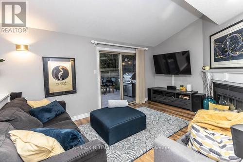 6869 Hickling Crescent, Mississauga, ON 