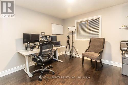 6869 Hickling Crescent, Mississauga, ON 