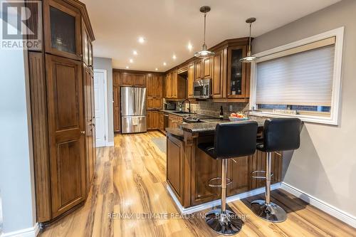 6869 Hickling Crescent, Mississauga, ON 