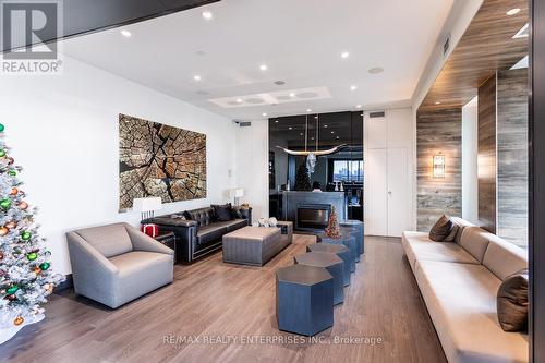 431 - 1830 Bloor Street W, Toronto, ON 