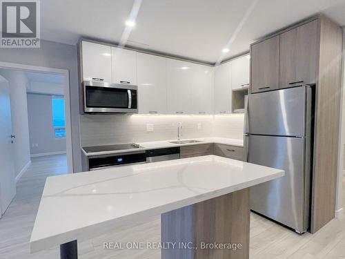 2409 - 20 George Street, Hamilton, ON - Indoor Photo Showing Kitchen