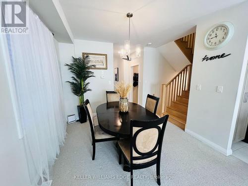 11 Cherry Blossom Heights, Hamilton, ON - Indoor Photo Showing Dining Room