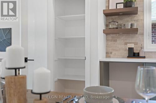 25 Dunning Way, St. Thomas, ON - Indoor Photo Showing Other Room