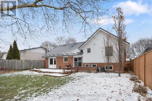 2821 Solar Crescent, Niagara Falls (Stamford), ON - Outdoor