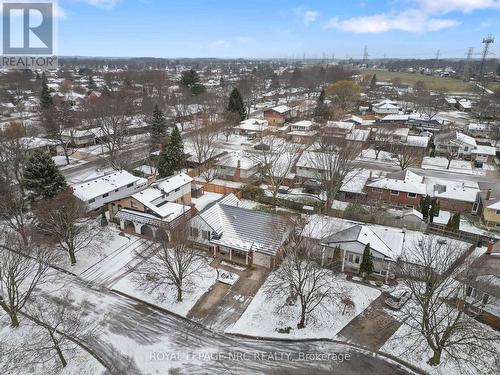 2821 Solar Crescent, Niagara Falls (Stamford), ON - Outdoor