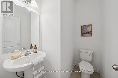 56 Flitton Avenue, Peterborough (Northcrest Ward 5), ON - Indoor Photo Showing Bathroom