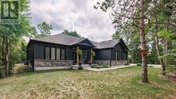 8443 GOOSEMARSH LINE  Lambton Shores, ON N0M 1T0