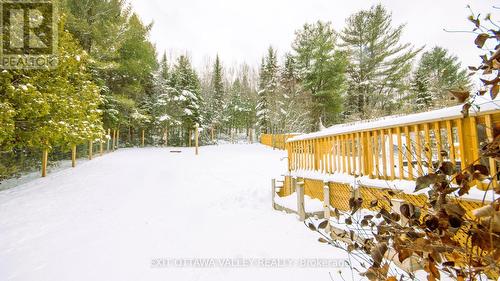 39090 Combermere Road, Madawaska Valley, ON - Outdoor