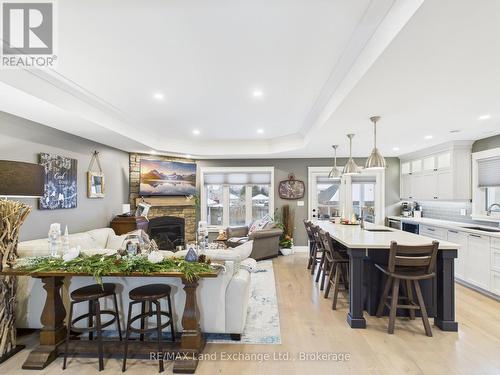 756 Reynolds Drive, Kincardine, ON - Indoor