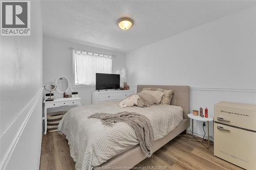 1320 Hansen, Windsor, ON - Indoor Photo Showing Bedroom