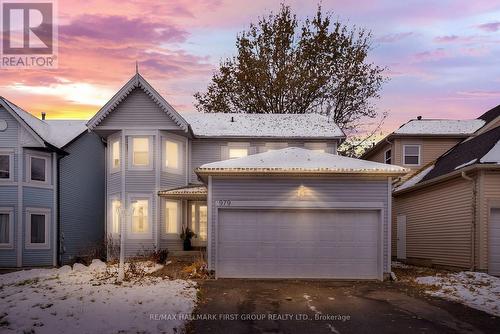 979 RIPLEY CRESCENT  Oshawa, ON L1K 2E7