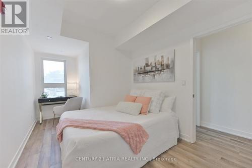 111 - 2100 Bridletowne Circle, Toronto, ON - Indoor Photo Showing Bedroom