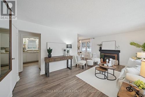 109 Sherwood Avenue, Oshawa, ON - Indoor Photo Showing Living Room With Fireplace