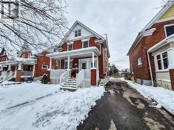 60 BETZNER Avenue N Unit# 2  Kitchener, ON N2H 3B9