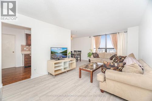 1407 - 3170 Kirwin Avenue, Mississauga, ON - Indoor Photo Showing Living Room