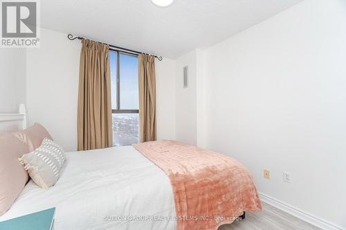 1407 - 3170 Kirwin Avenue, Mississauga, ON - Indoor Photo Showing Bedroom