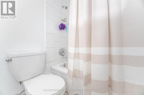 1407 - 3170 Kirwin Avenue, Mississauga, ON - Indoor Photo Showing Bathroom