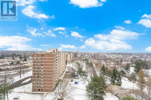 1407 - 3170 Kirwin Avenue, Mississauga, ON - Outdoor With View