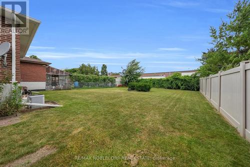 2515 Hensall Street, Mississauga, ON - Outdoor