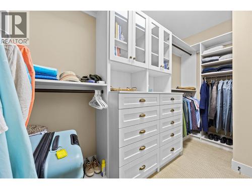 6482 Renfrew Court, Peachland, BC - Indoor With Storage