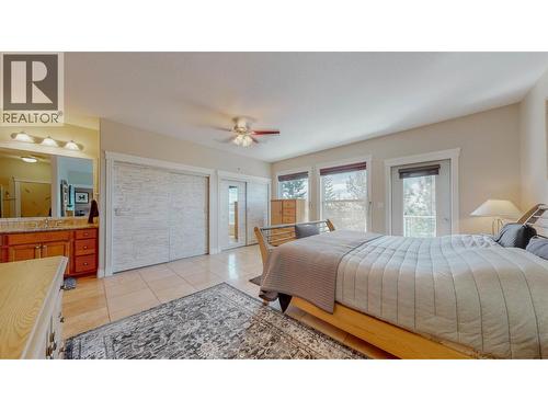 1370 Bullmoose Way, Osoyoos, BC - Indoor Photo Showing Bedroom