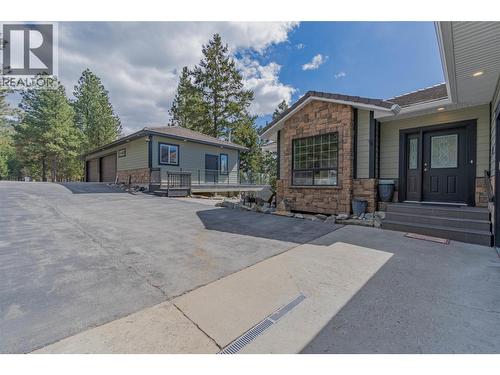 1370 Bullmoose Way, Osoyoos, BC - Outdoor With Deck Patio Veranda