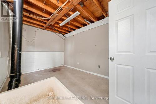 916 Woodbine Avenue, Greater Sudbury, ON - Indoor