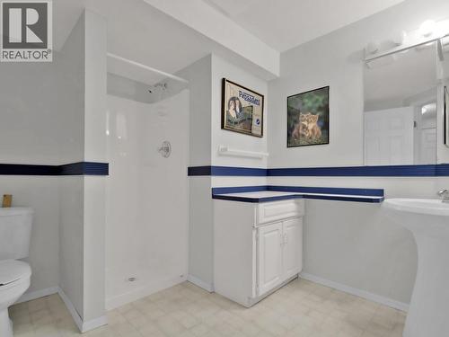1634 Carmi Avenue Unit# 125, Penticton, BC - Indoor Photo Showing Bathroom